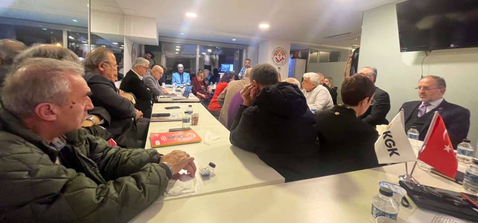 Depremde hayatını kaybeden gazeteciler anıldı