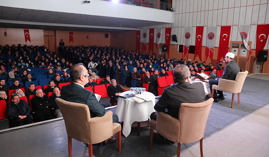 Depremlerde hayatını kaybedenler için Samsun'da dua gecesi düzenlendi