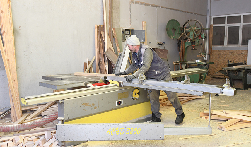 Gümüşhane'den depremzedelere ahşap ev