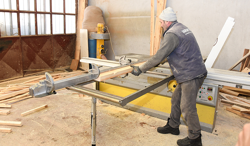 Gümüşhane'den depremzedelere ahşap ev