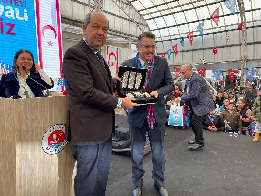 KKTC Cumhurbaşkanı Ersin Tatar’dan Hamsi Festivaline katıldı