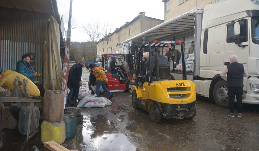 Ordu-sanayi-esnafından-depremzedelere-destek