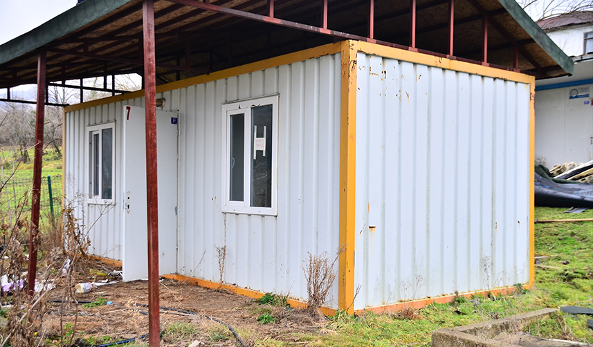 Samsun'dan-Elbistan'a-46-prefabrik-konteyner