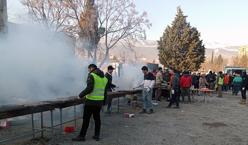 Trabzon Büyükşehir Belediye Başkanı Zorluoğlu: Devletimiz ve milletimiz çok büyük