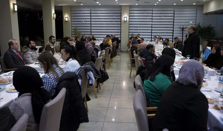 Trabzon’a gelen depremzedelerle KTÜ’de bir araya gelindi