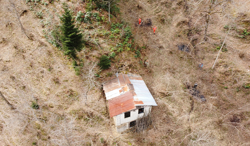 Trabzon’da-2-ilçede-örtü-yangınları