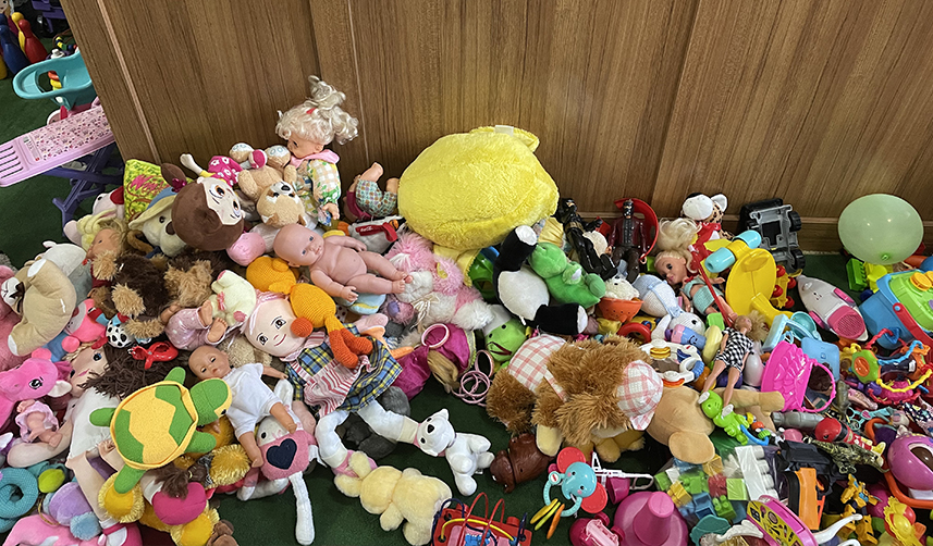 Trabzon'da depremzedelere "sosyal mağaza" ile destek