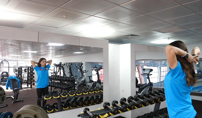 Trabzon'da spor kompleksi kış aylarında da yoğun ilgi görüyor