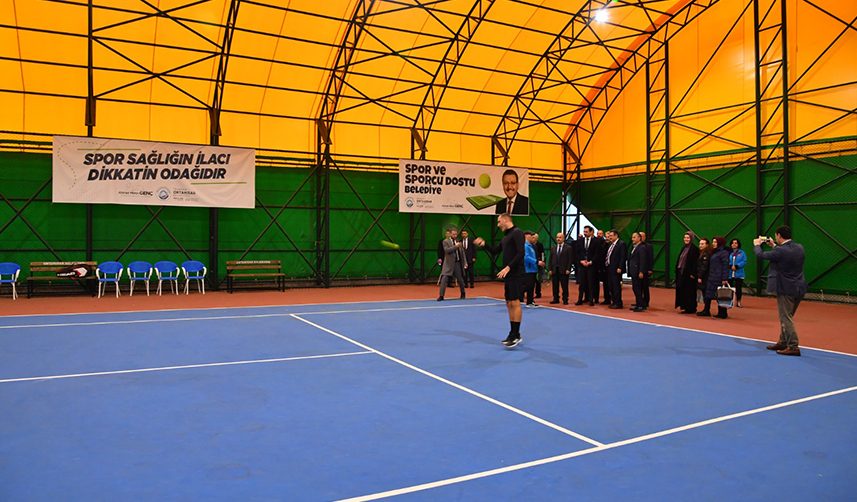 Trabzon'da spor kompleksi kış aylarında da yoğun ilgi görüyor