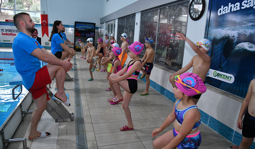 Trabzon'da spor kompleksi kış aylarında da yoğun ilgi görüyor