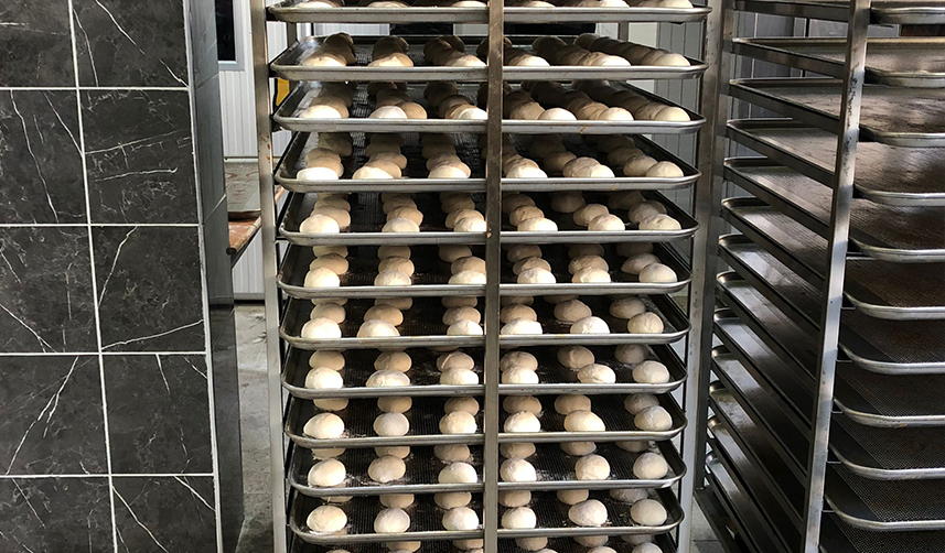 Trabzon’dan deprem bölgesine her gün ekmek! Üretim başladı, yardım yola çıktı