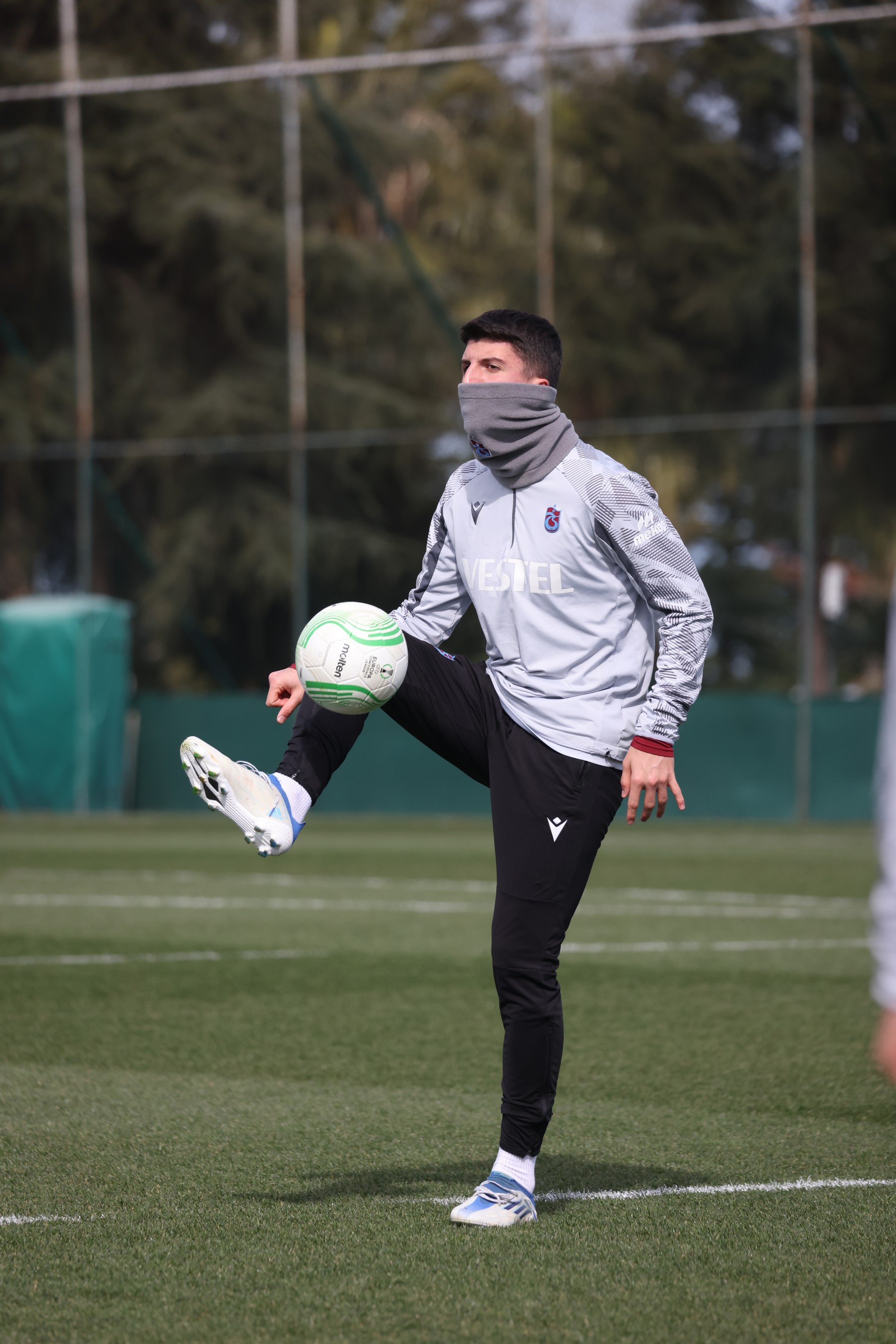 TRABZONSPOR, BASEL MAÇI HAZIRLIKLARINI SÜRDÜRÜYOR