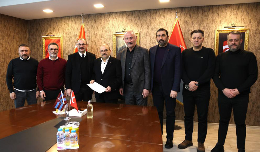 Vali Ustaoğlu'ndan Trabzonspor'a ziyaret