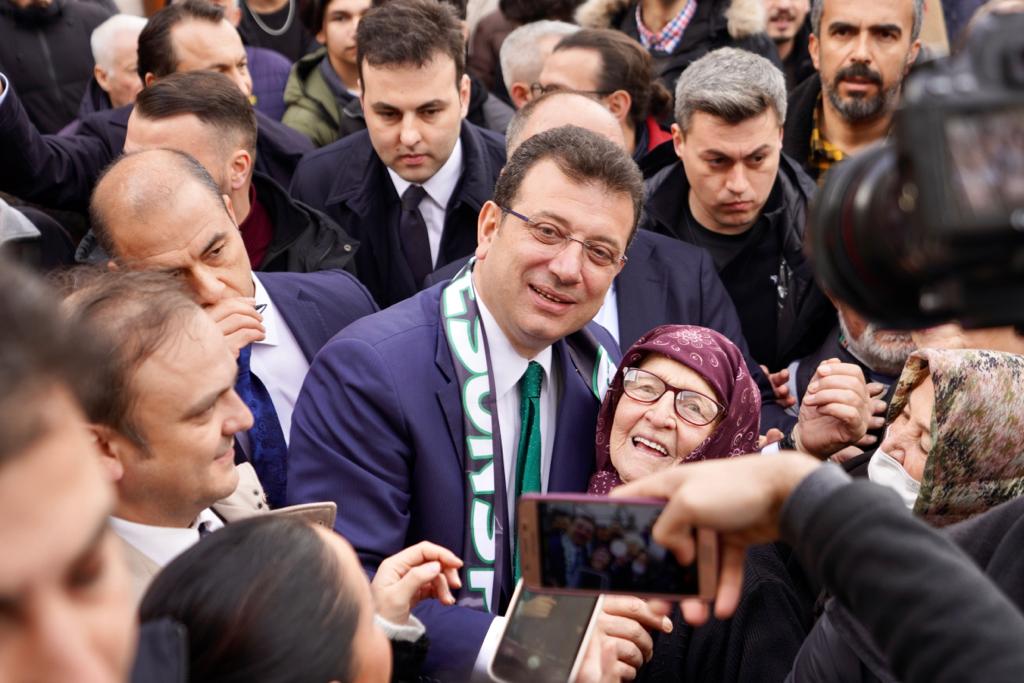 Ekrem İmamoğlu Giresun'da vatandaşlarla buluştu