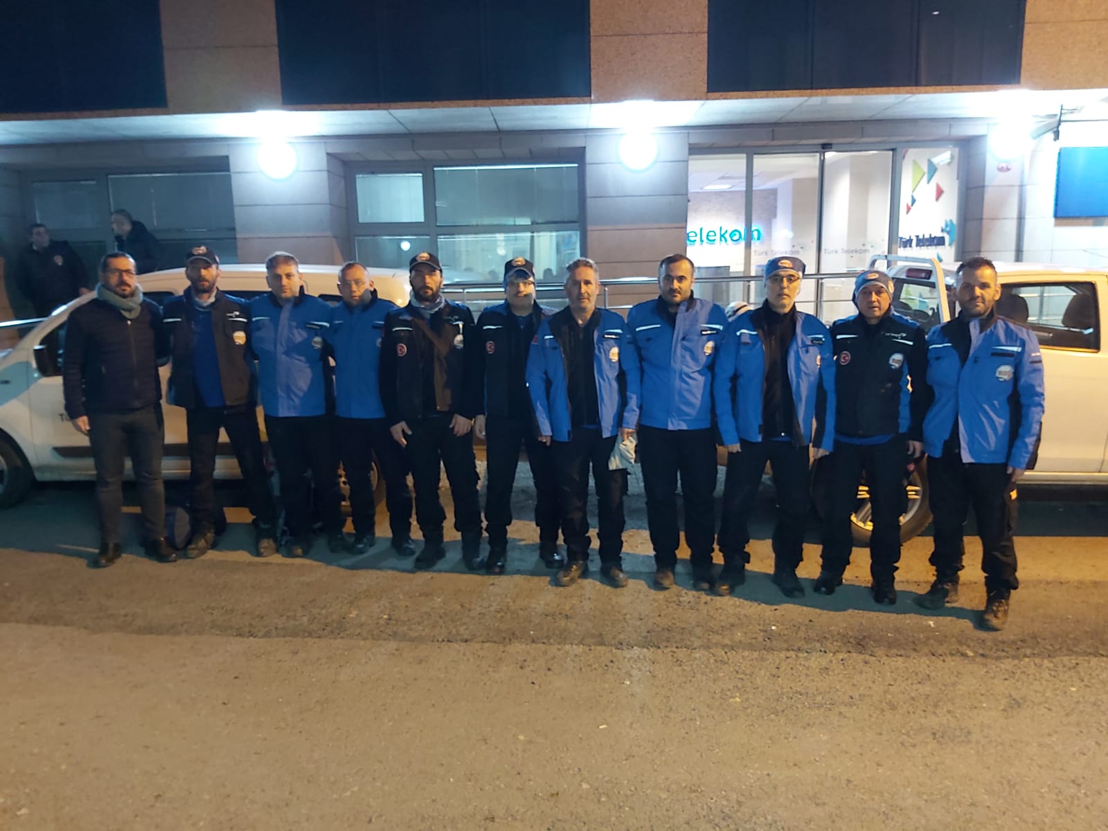 Trabzon'dan ve çevre illerden deprem bölgesine ekipler gönderildi!