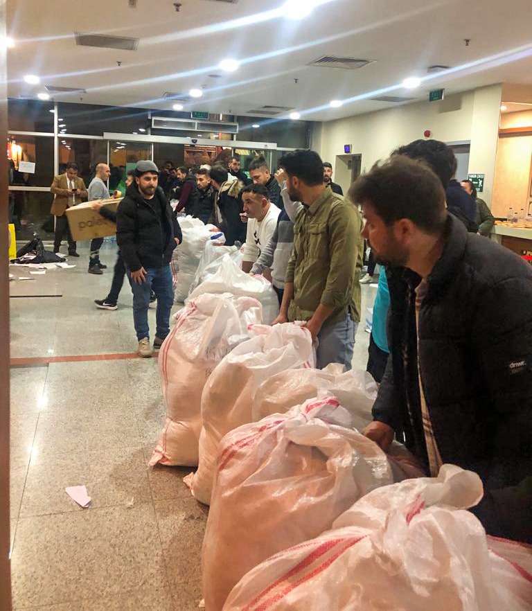 Trabzon uyumadı yardıma koştu! 