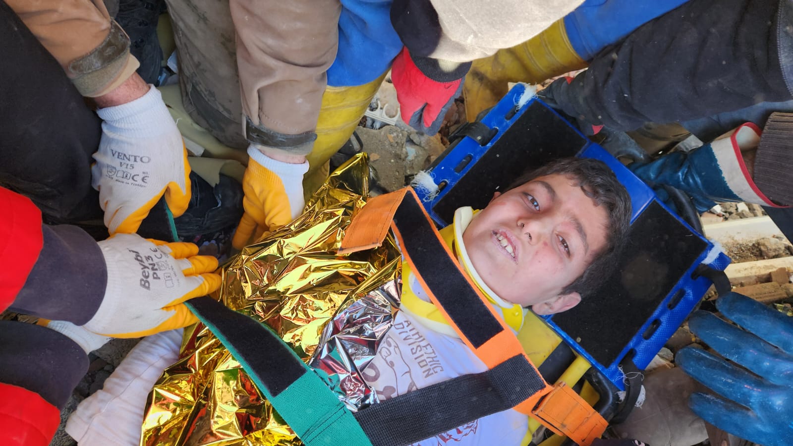 Trabzon ekipleri deprem