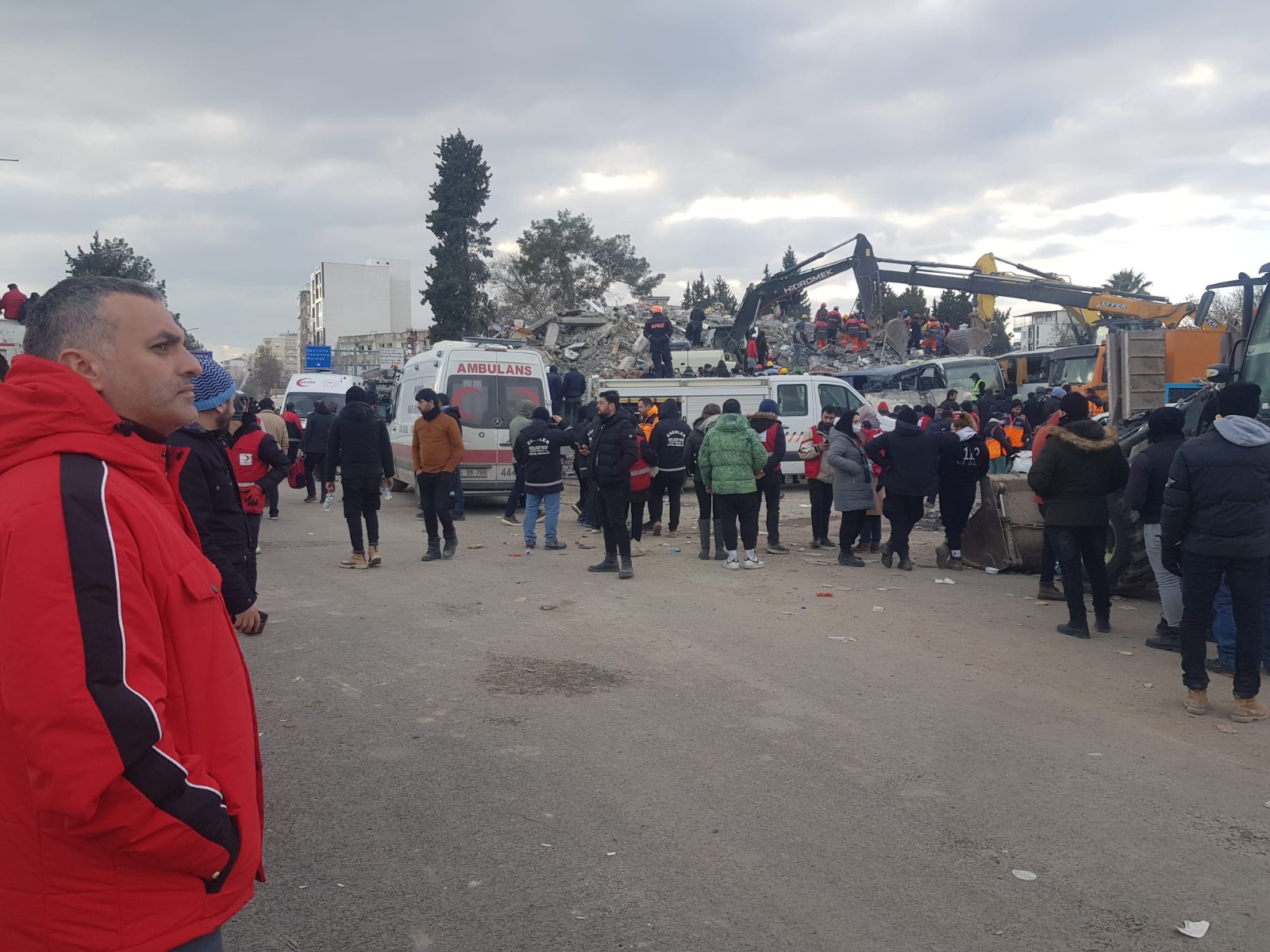 Yomra Belediye Başkanı Mustafa Bıyık:" Mağduriyetin giderilmesi için çabalıyoruz"