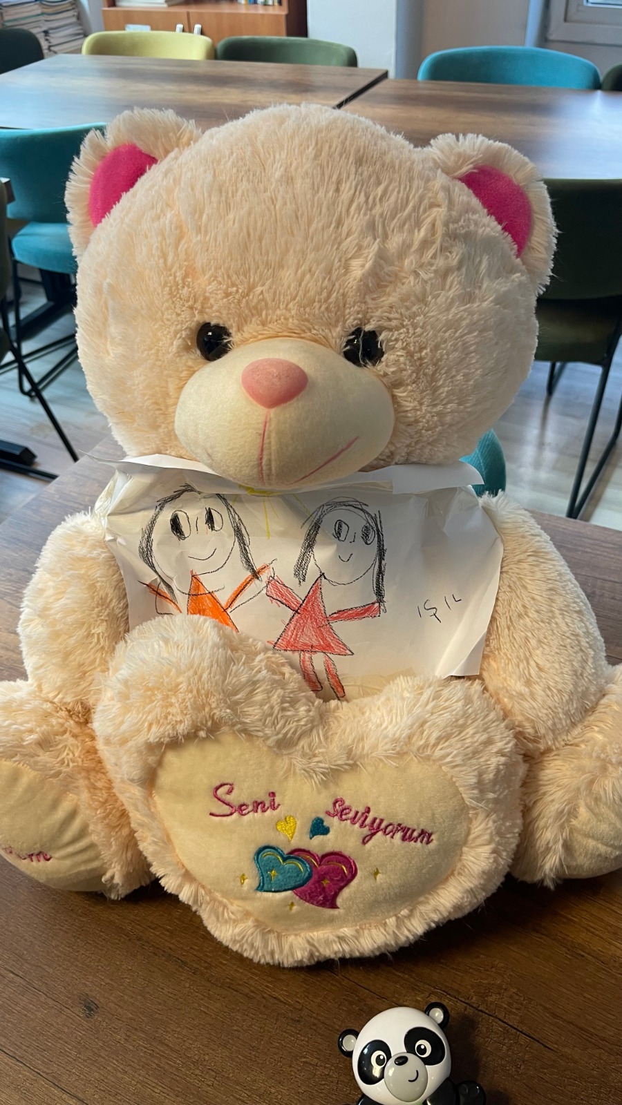 İYİ Parti Trabzon'un depremzedelere yardımı sürüyor "Yaralarını sarmak için uğraşıyoruz"