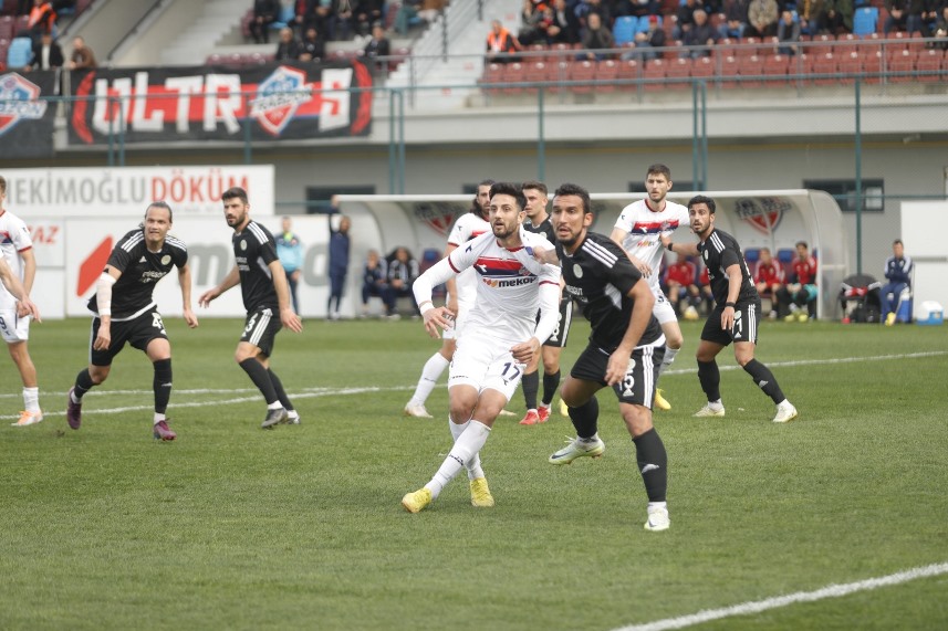 1461 Trabzon rahat kazandı! Trabzonspor’dan transfer ayağının tozuyla gol attı
