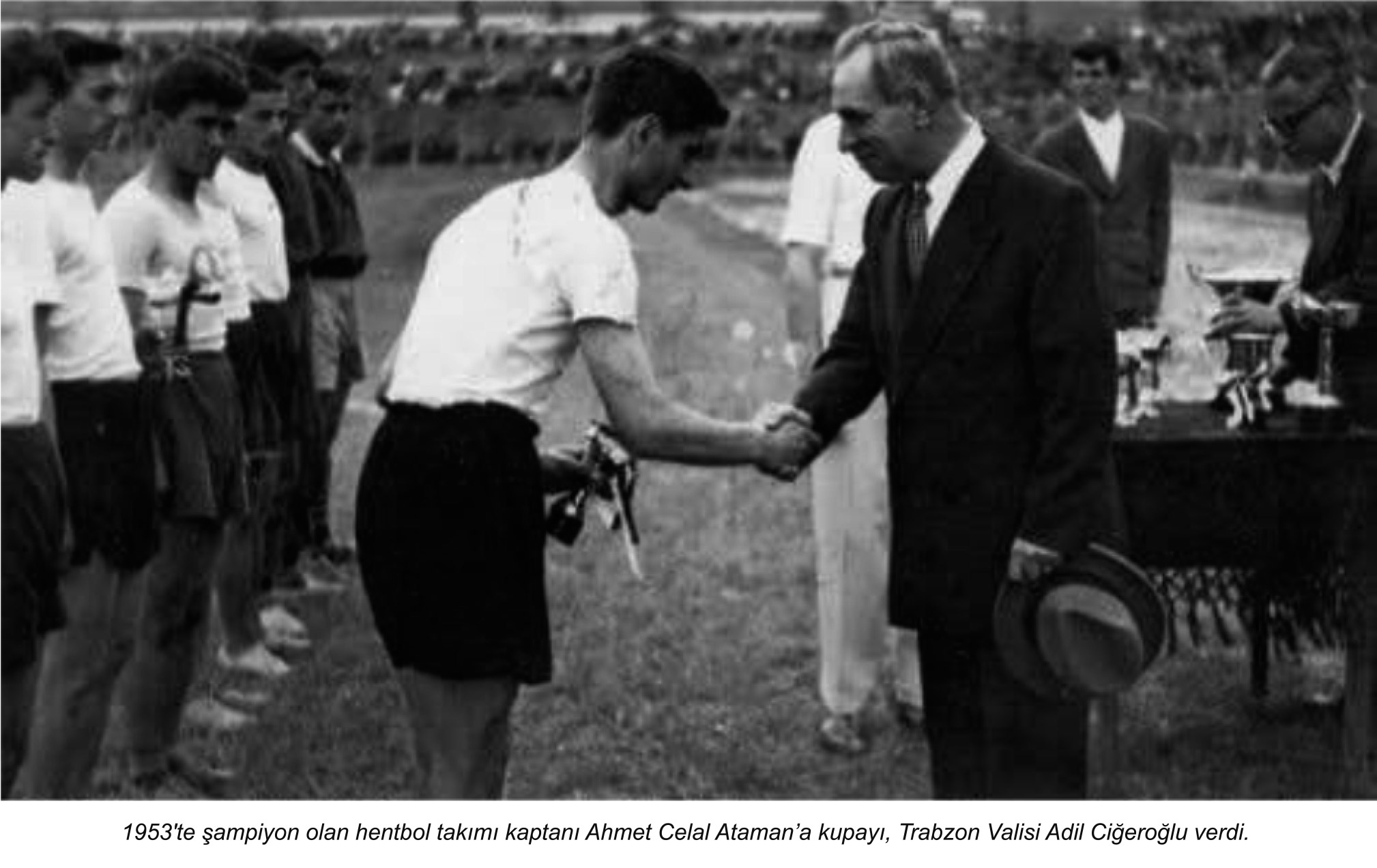 1953-hentbol-takım-kaptanı