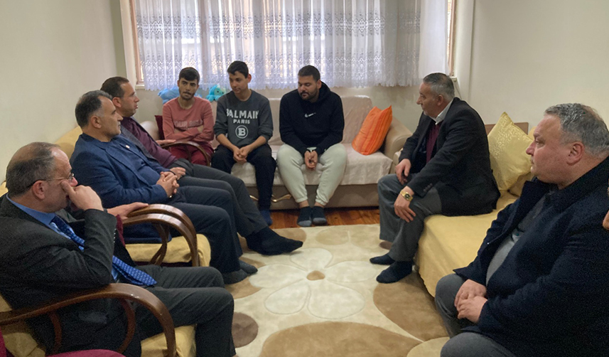 AK Parti Trabzon Milletvekili Cora, depremzedeleri ziyaret etti