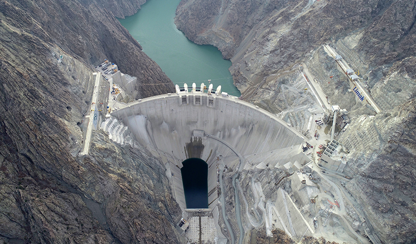 Artvin'deki-Yusufeli-Barajı-hızla-dolmaya-devam-ediyor