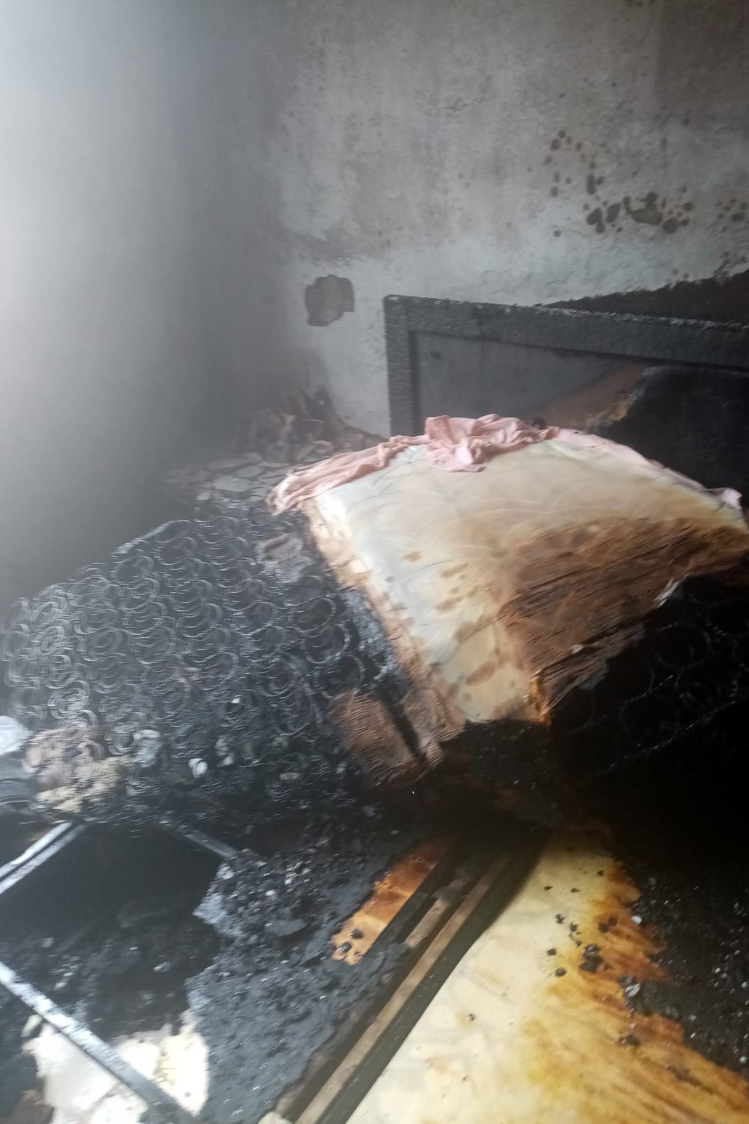 Telefonunuzu şarja takarken dikkat! Herkesin başına gelebilir 