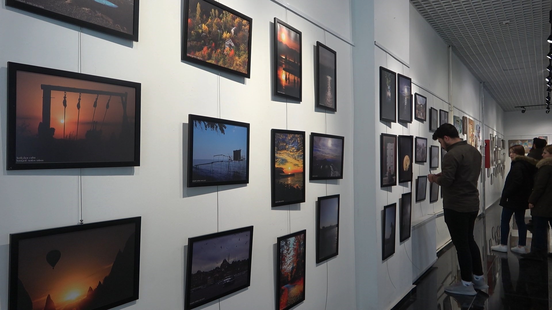 Gümüşhane’de ’04.17’ Karma Sergisi’nin bütün geliri depremzedelere aktarılacak