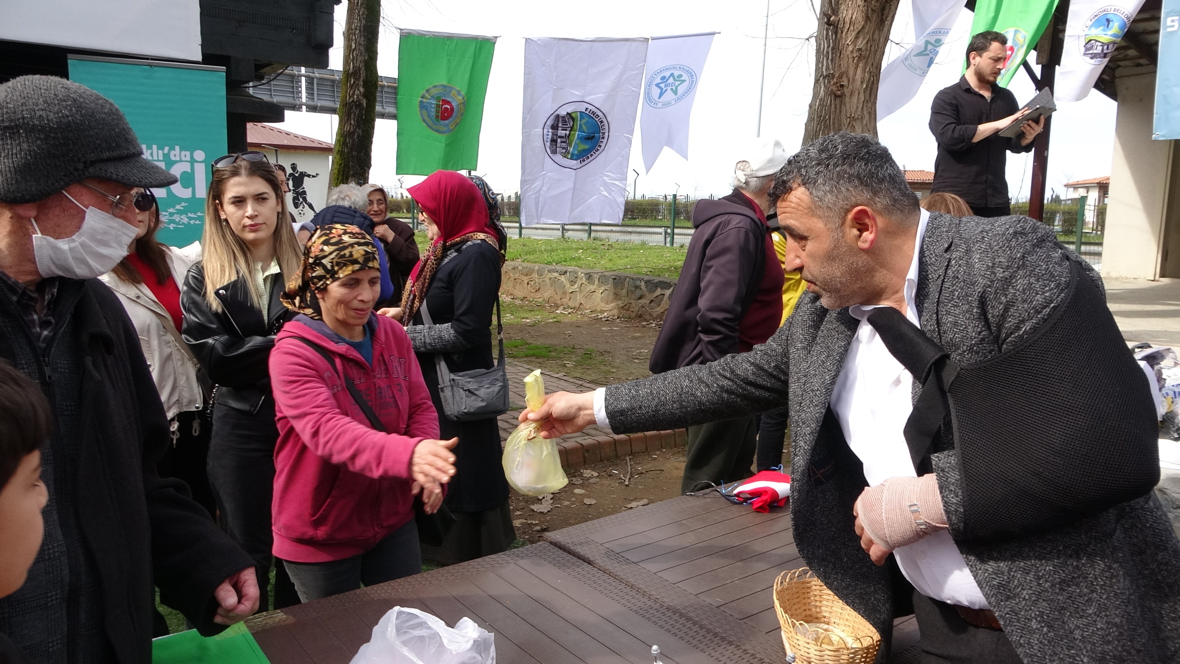 Rize'de 5 milyon ata tohumu halka dağıtıldı