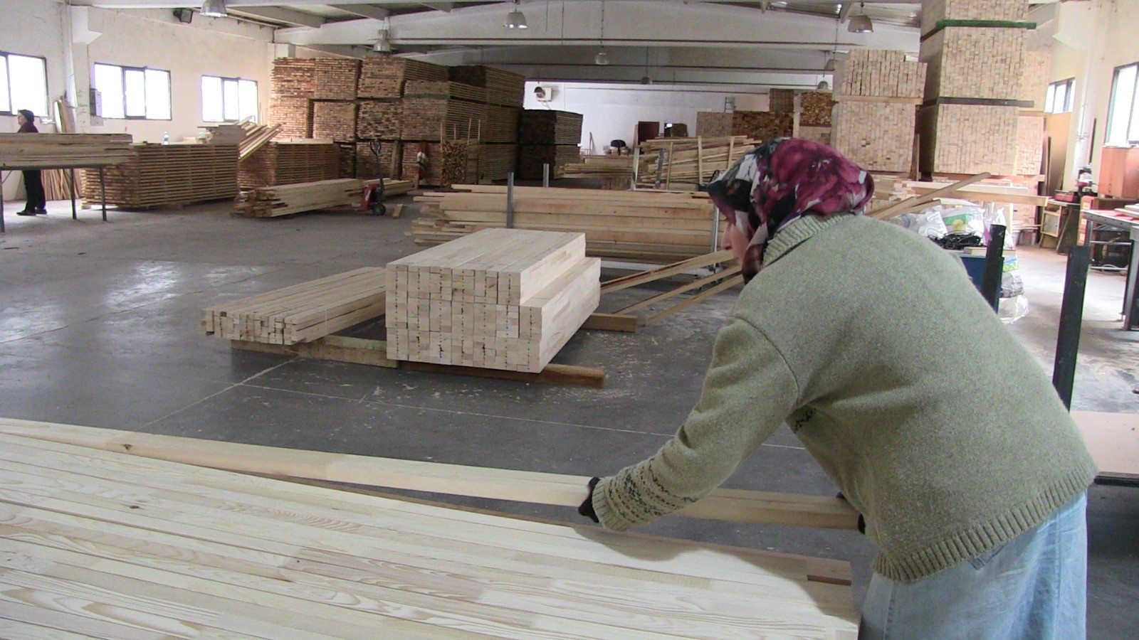 Artvin'de kadınların ürettiği keresteler Avrupa ve Ortadoğu ülkelerine ihraç ediliyor