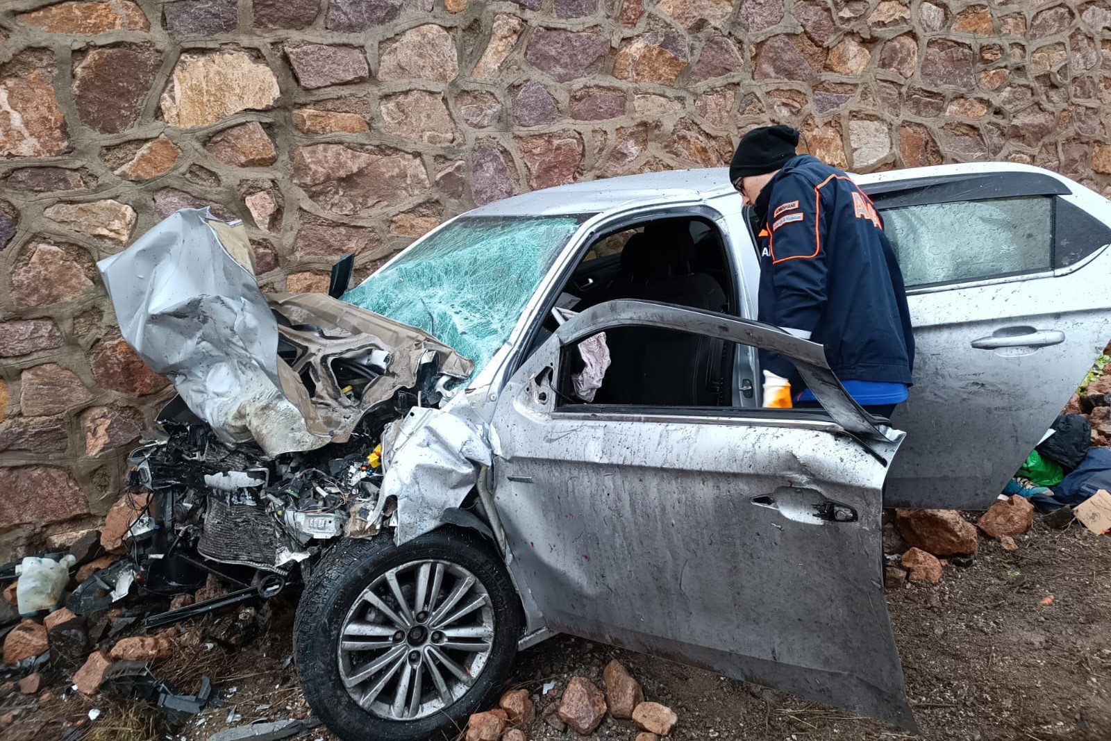 Gümüşhane'de feci kaza! 2 yaralı 