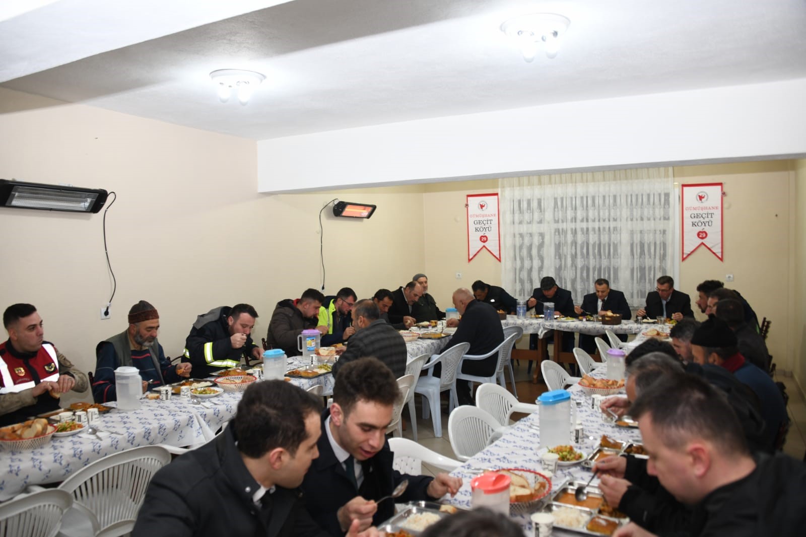 Gümüşhane’nin Geçit köyünde iftar geleneği 15 yıldır sürüyor
