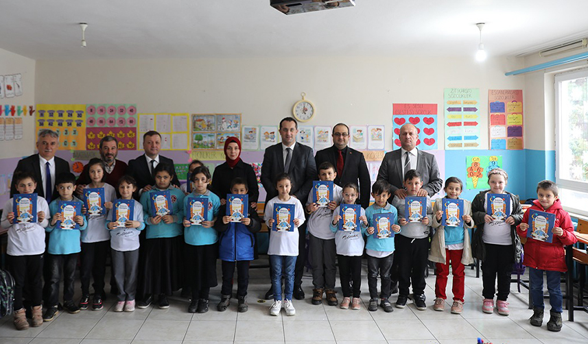 Başkan Ekim'den çocuklara Ramazan hediyesi