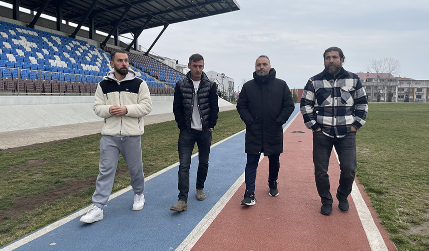 Depremde 5 futbolcusunu kaybeden teknik ekip Trabzon'da yaraları sarmaya çalışıyor