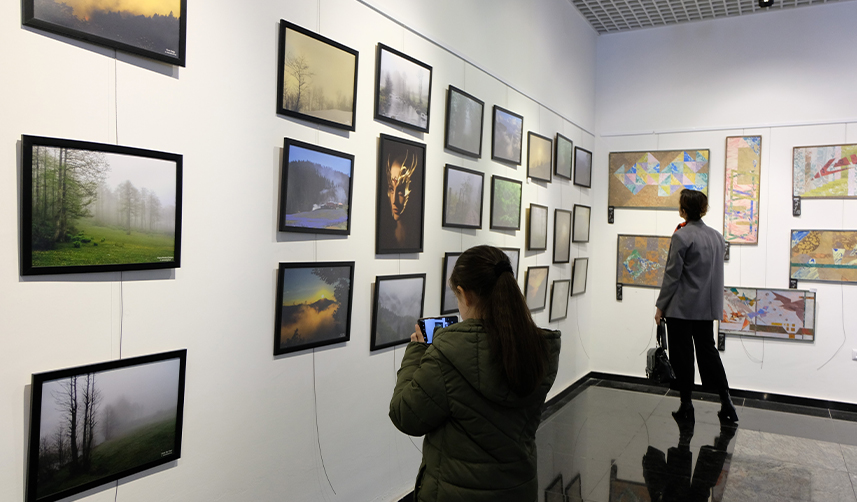 Gümüşhane’de-’04.17’-Karma-Sergisi’nin-bütün-geliri-depremzedelere-aktarılacak