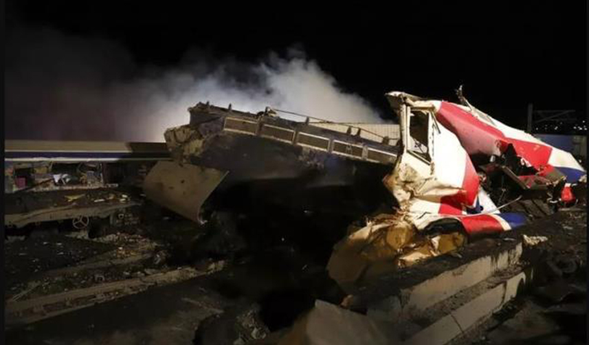 Komşuda feci kaza! İki tren birbirine girdi! Ölü ve yaralılar var