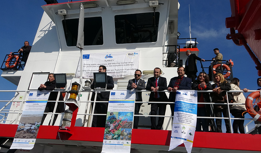 KTÜ'lü isim deniz kirliliğine dikkat çekti Balıktan çok plastik atık olacak