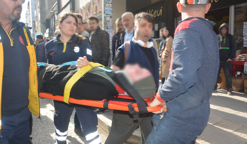 Ordu'da-yolun-karşısına-geçmeye-çalışan-genç-kıza-araç-çarptı