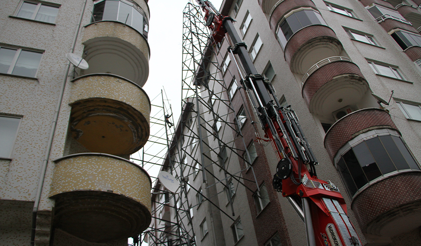 Rize'de-apartman-sakinlerinin-başına-bela-olmuştu!-Sonunda-kaldırıldı