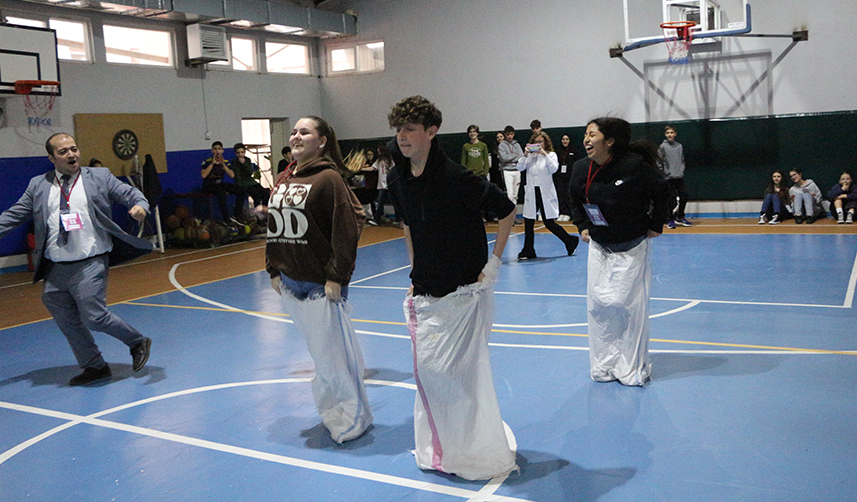 Rize'de yabancı öğrenciler Türk kültürünü öğrendi