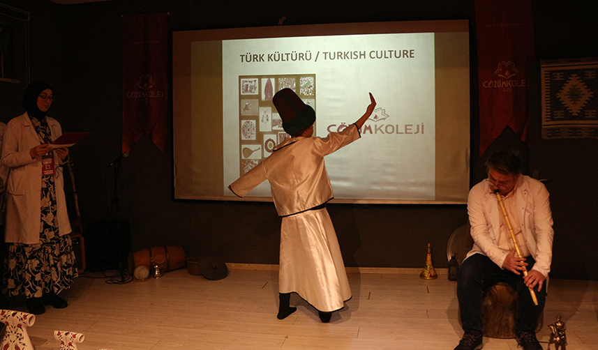 Rize'de yabancı öğrenciler Türk kültürünü öğrendi