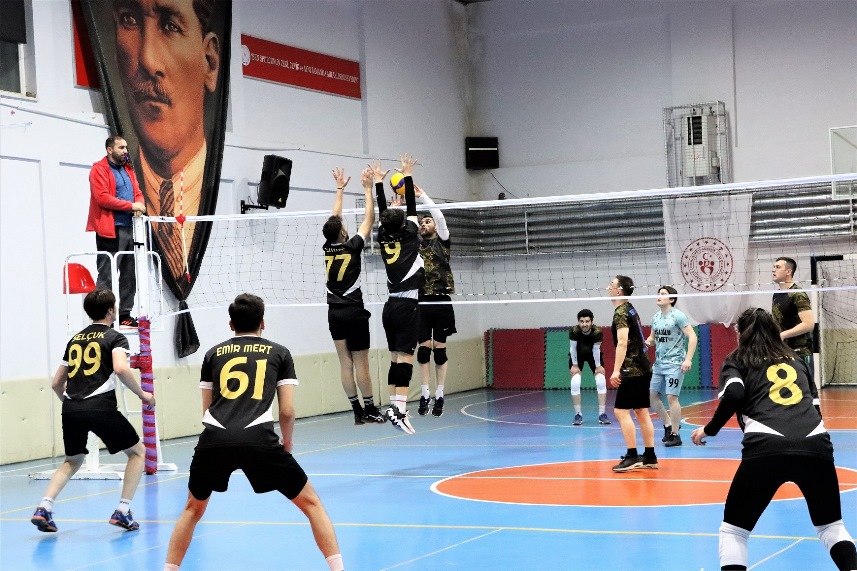 Şalpazarı’nda Voleybol turnuvasında final coşkusu!