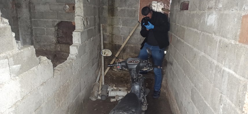 Samsun'da çalınan motosiklet odunlukta bulundu