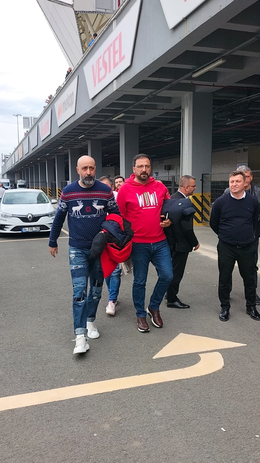 Trabzonspor-Adana Demirspor maçında sürpriz isim!