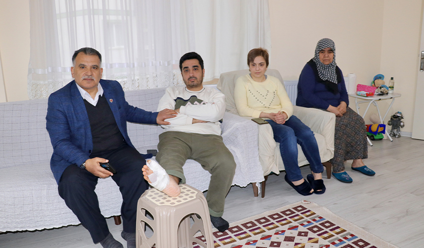 Trabzon'a-yerleşen-depremzede-aile-o-anları-anlattı!-Enkazda-gördüğü-boşluk-yaşam-çıkışı-oldu1