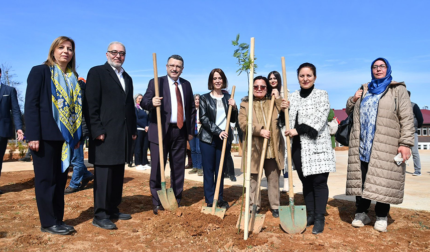 Trabzon'da cinayete uğrayan kadınlar için hatıra ormanı