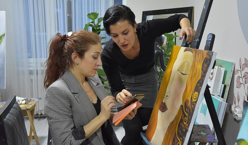 Trabzon'da doktorlar 14 Mart Tıp Bayramı'nda eserlerini sergileyecek