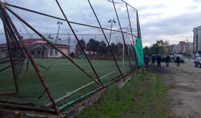Trabzon'da fırtına etkisi! O ilçede de hasara yol açtı