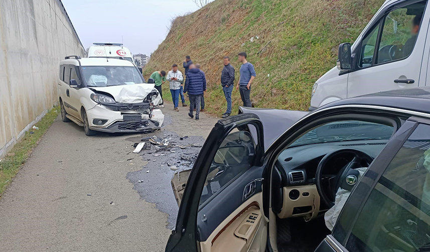 Trabzon'da trafik kazası! 2 yaralı